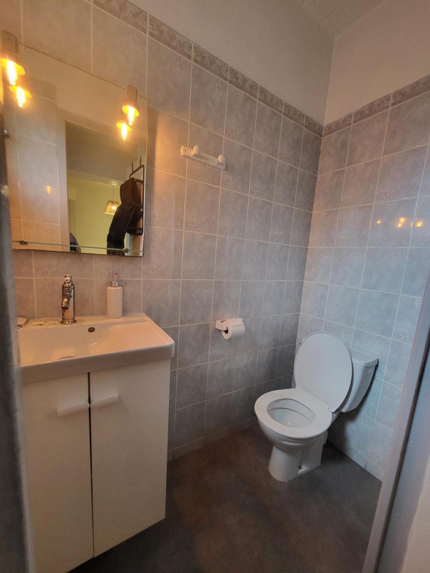 Hotel Le Chalet Valras-Plage Bagian luar foto