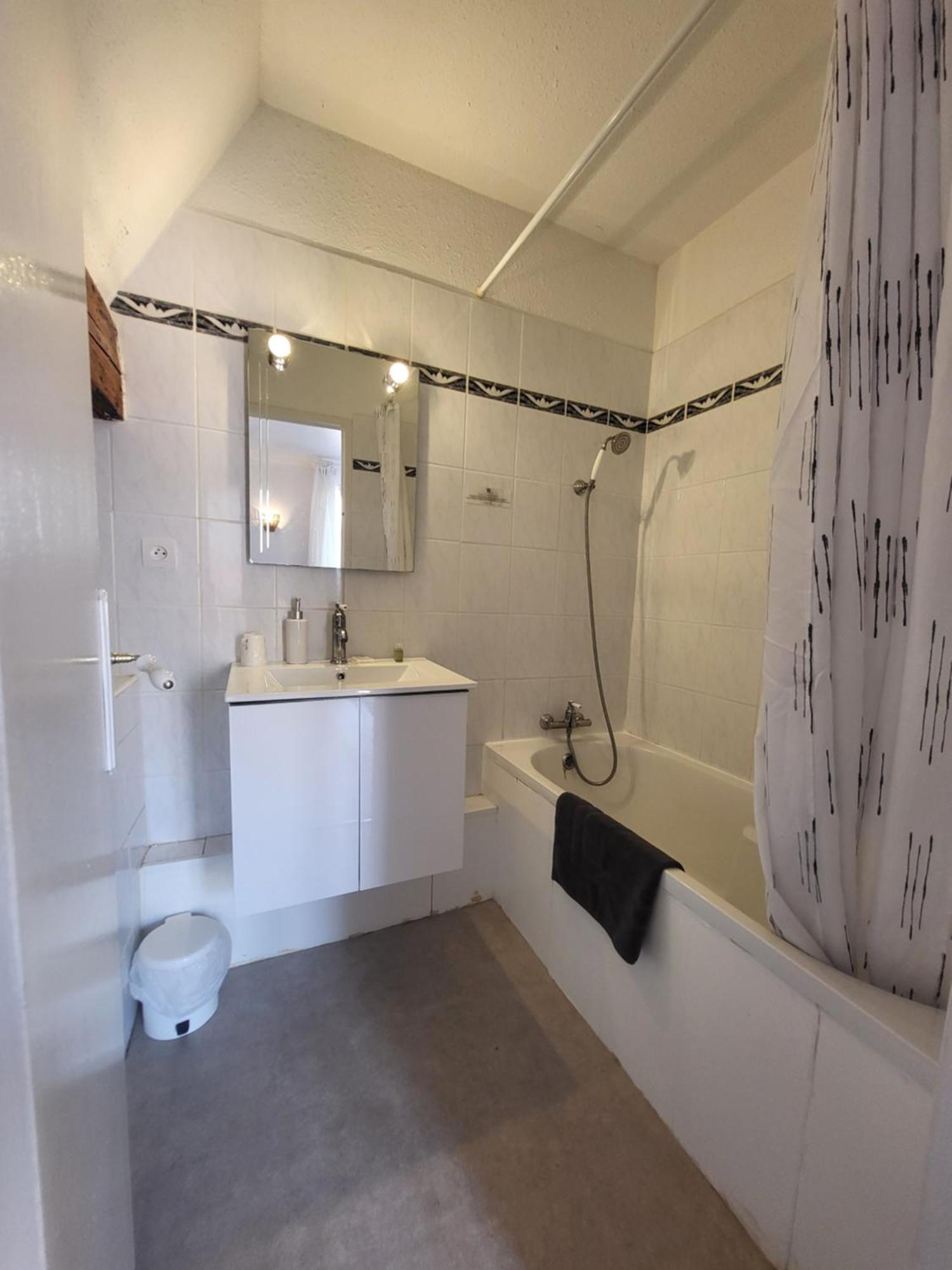 Hotel Le Chalet Valras-Plage Bagian luar foto