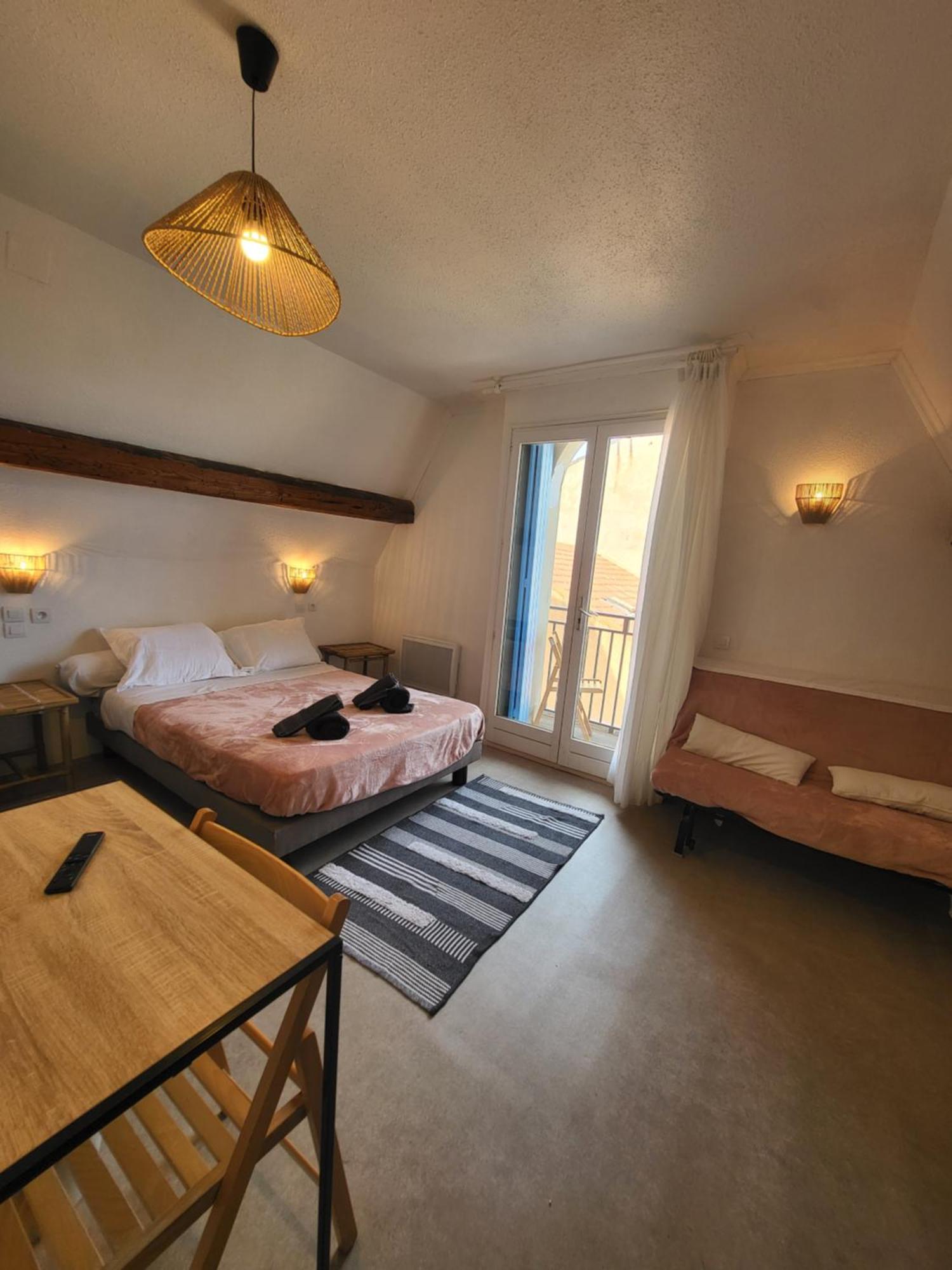 Hotel Le Chalet Valras-Plage Bagian luar foto